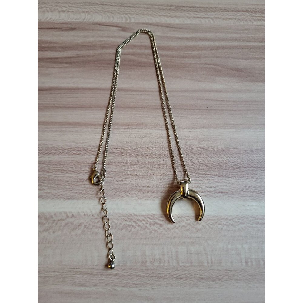 Gold Tone Horn Pendant Necklace Crescent Moon - Picture 3 of 9
